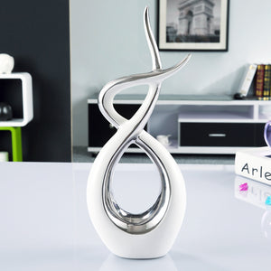 Ceramic Electroplating Minimalist Art Craft: A sleek and modern ceramic piece featuring electroplated accents, embodying minimalist elegance and artistic craftsmanship