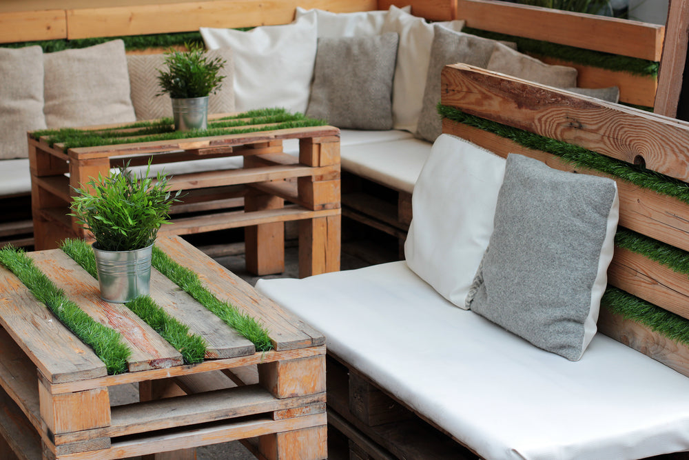 Clever Ways to Decorate Your Garden Using Pallets